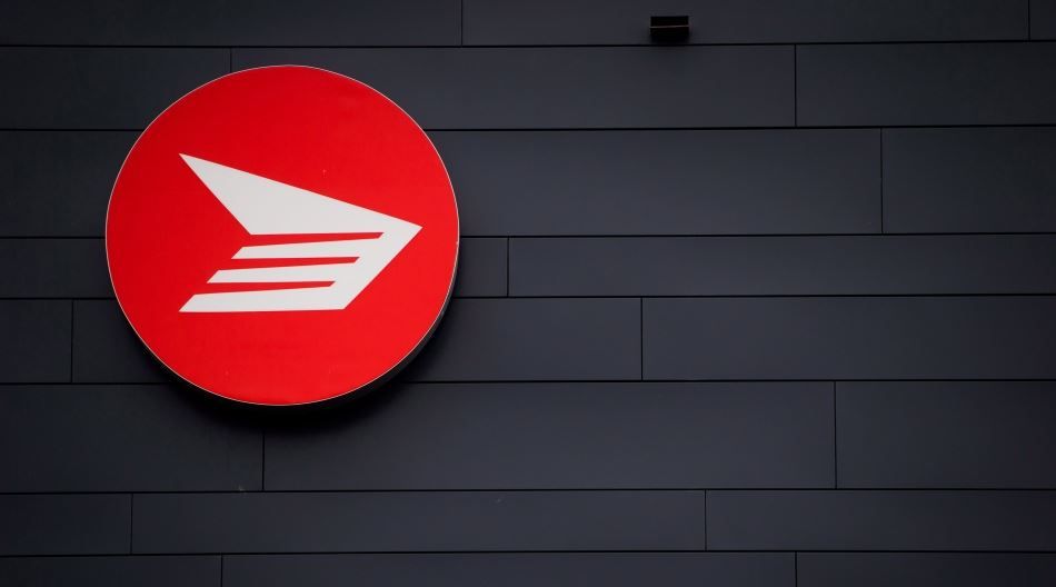 Canada Post Strike 2025: Shipping Alternatives That Work