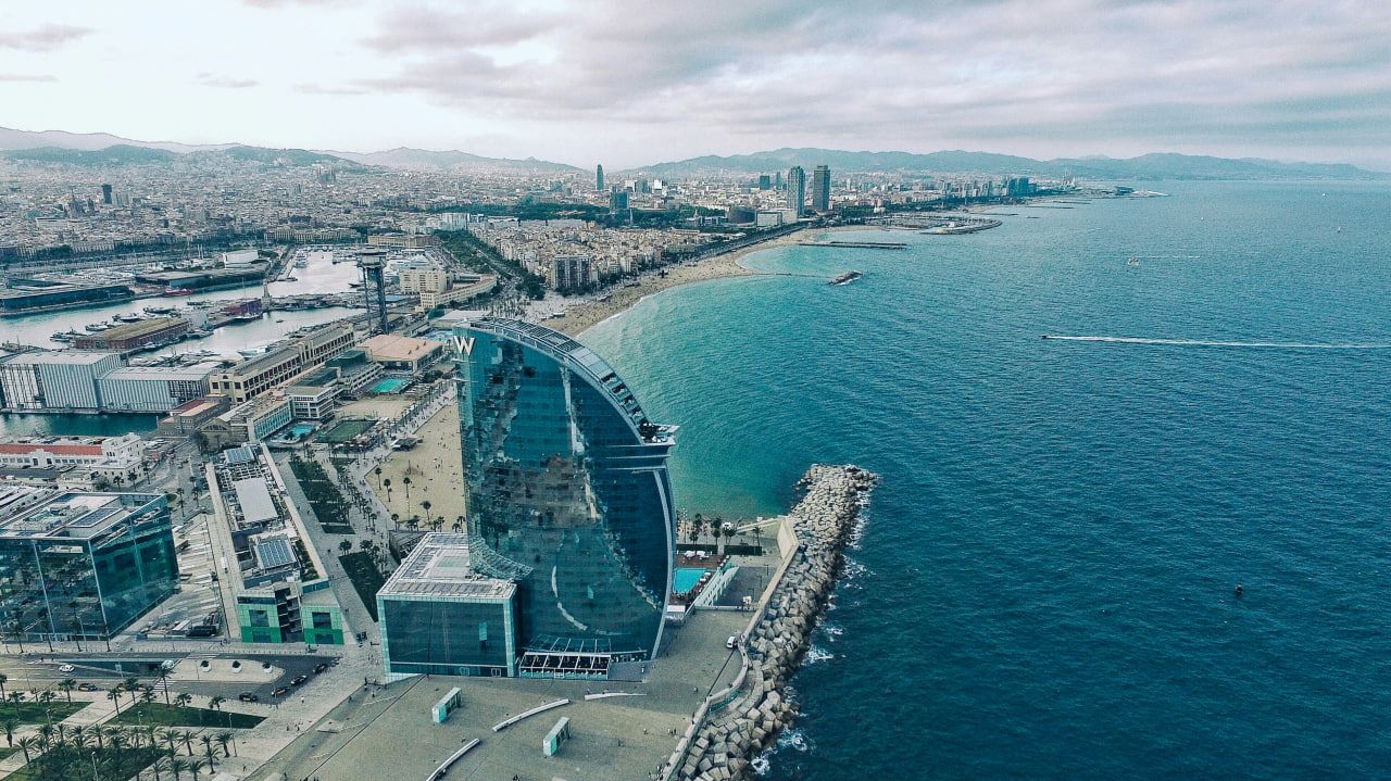 How much does it cost to send a package to Spain? How much does it cost to send a package to Spain?