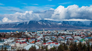 Shipping guide to sending parcels from Canada to Iceland